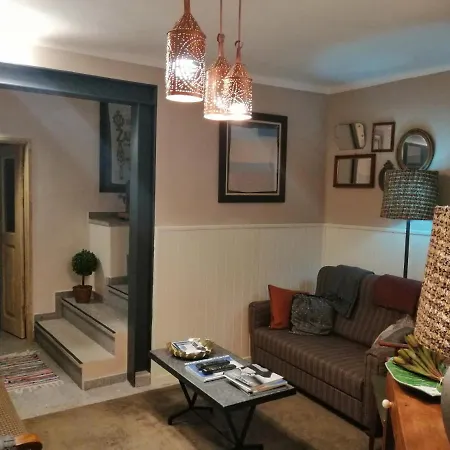 Casa Do Ti Messias אלמיידה